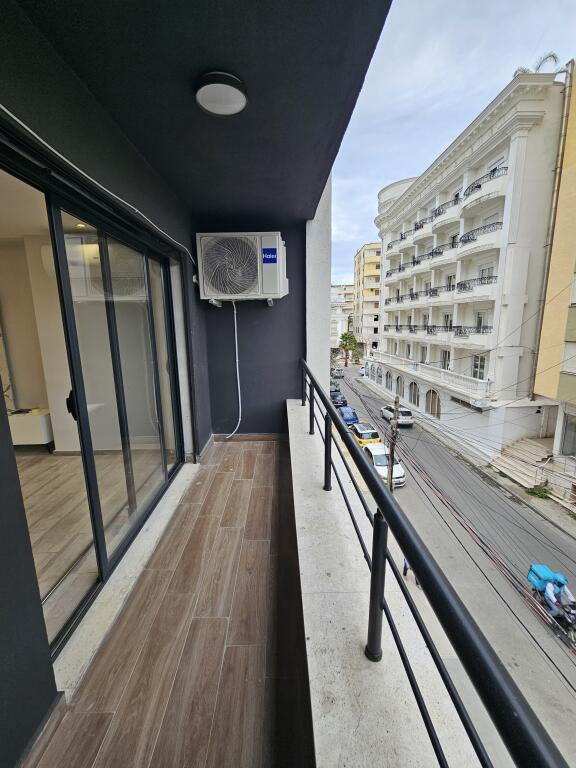 JEPET ME QERA APARTAMENT 2+1 NE PLAZH, PRANE HOTEL ANTALYA