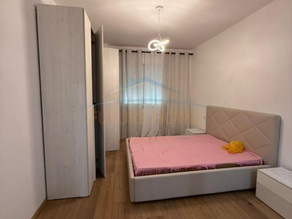Qera, Apartament 2+1, Vila L, Tirane.
