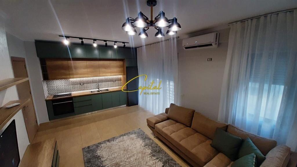 APARTAMENT ME QERA 1+1 5 MAJI 50.000 LEKE