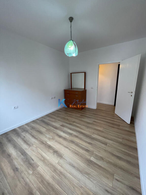 Apartament 2+1 per SHITJE te Ish Fusha e Aviacionit