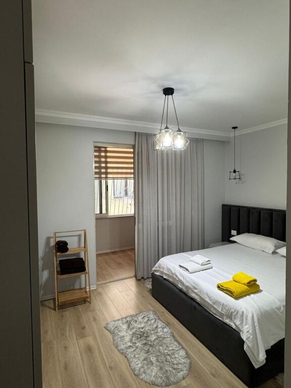 ✨ Apartament 1+1 me Qira – Në Zemër të Bllokut ✨