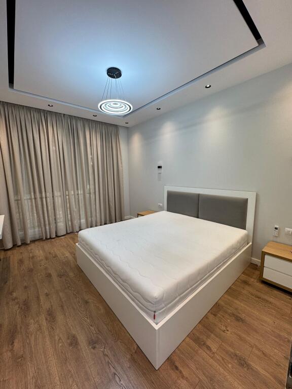 Rent,Villa, Fresku, Dalip Topi Street,Fresku.