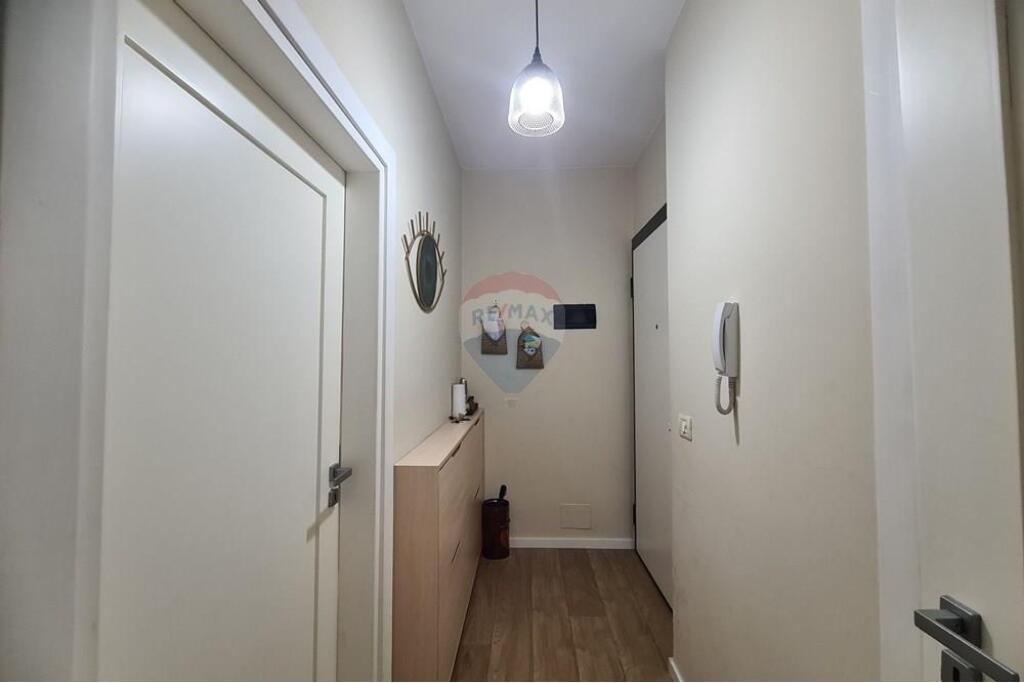 Apartament 2+ 1 +post parkimi ne shitje tek 21!