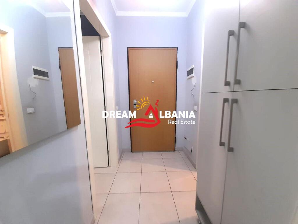 Appartamento 2+1 con Veranda e 2 Bagni in Vendita – Centro di Yzberisht, vicino a Nela 6 (ID 41212073)