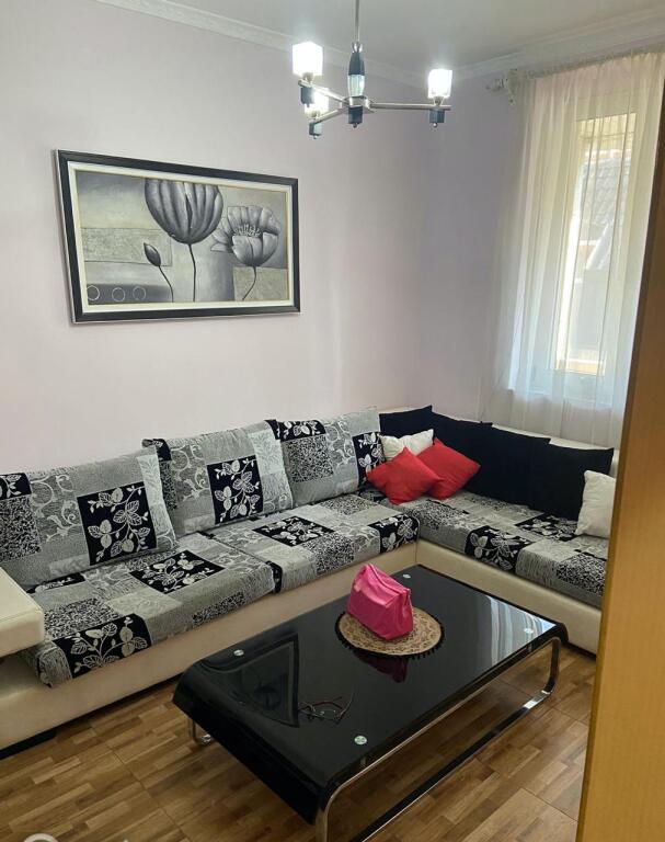 APARTAMENT ME QERA 1+1 BLLOK 600 EURO