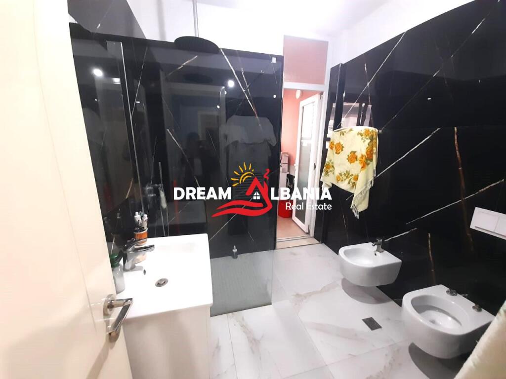 Appartamento 2+1 con Veranda e 2 Bagni in Vendita – Centro di Yzberisht, vicino a Nela 6 (ID 41212073)