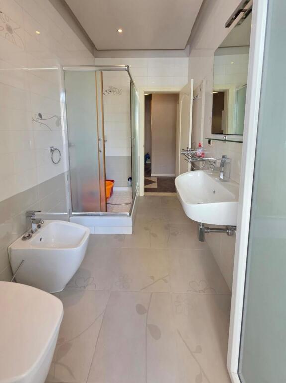 Apartament 2+1 per shitje ne BLLOK