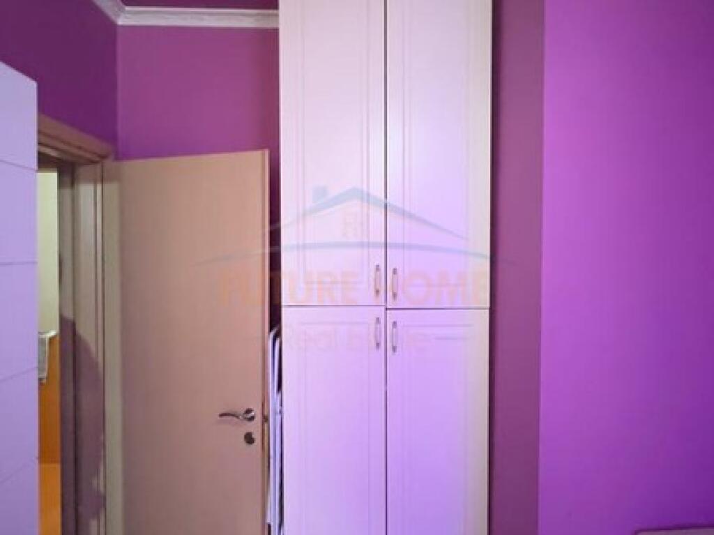 Shitet Apartament 1+1 Prane Eleonores, Kodra e Diellit, Tirane.
