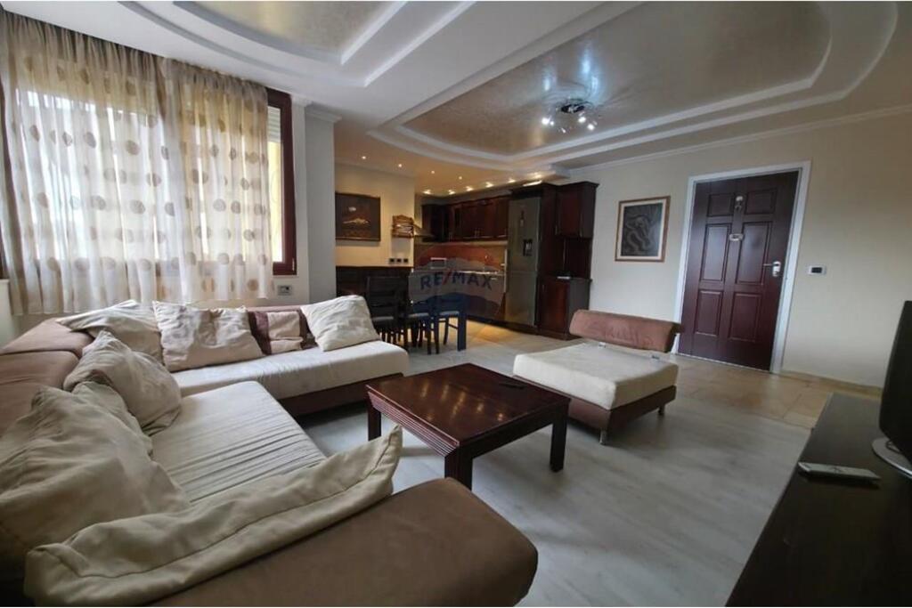 APARTMENT 3+1+PARKING FOR RENT NEAR THE LAW SCHOOL!