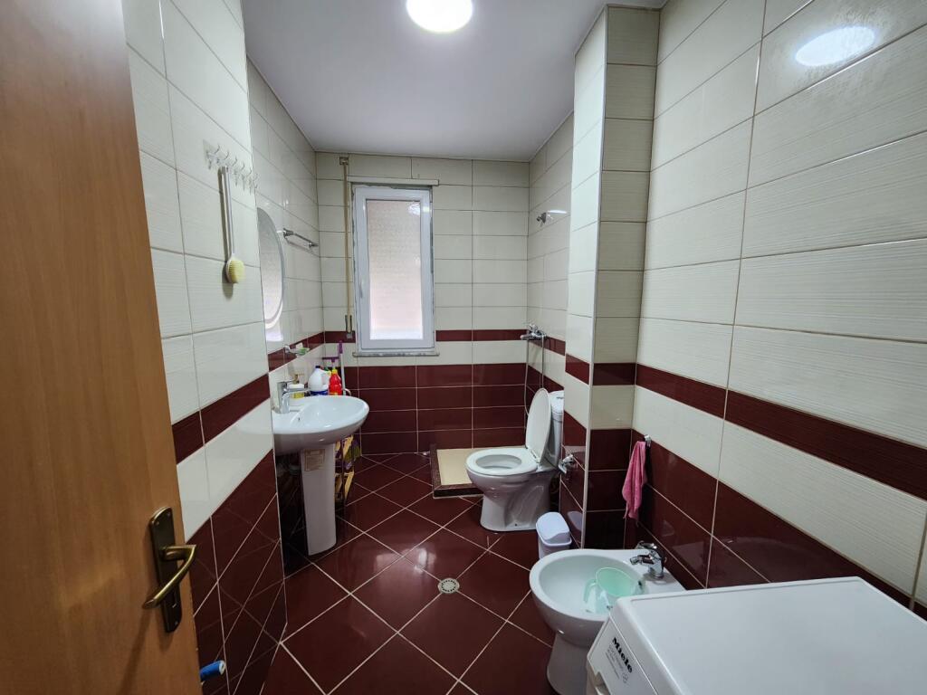 Apartament 1+1 per qera ne Fresk!