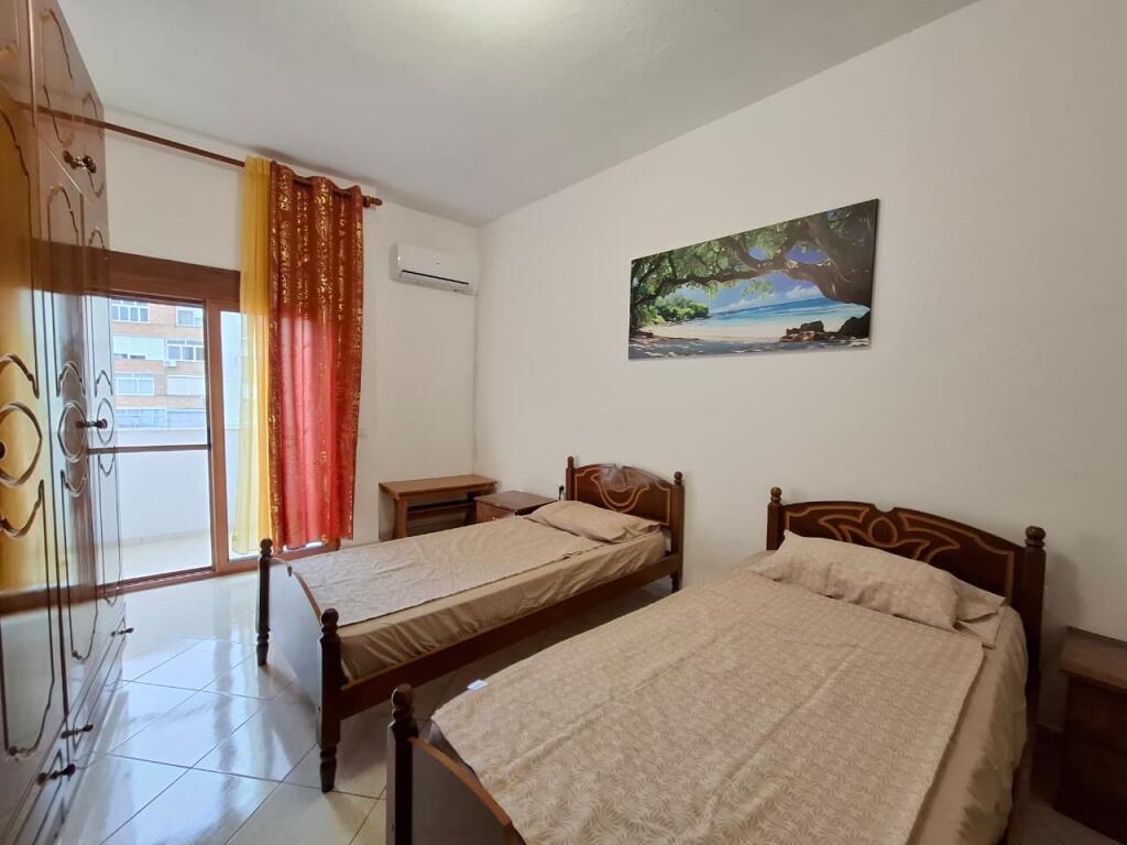 For Rent: 2+1+2wc +2balconies (59,000 lek)📍Selvia/ Shkolla siri kodra (105m2) Very quiet street.