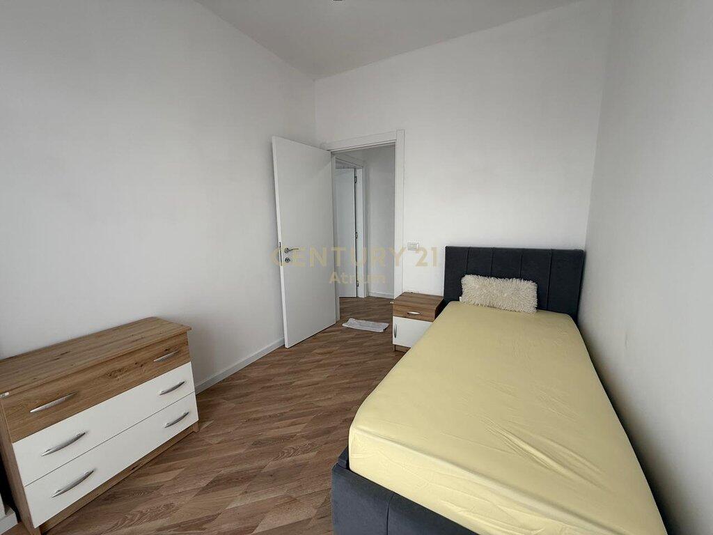 AFFITTASI APPARTAMENTO 3+1+2+POSTO AUTO PRESSO UNIVERS CITY !