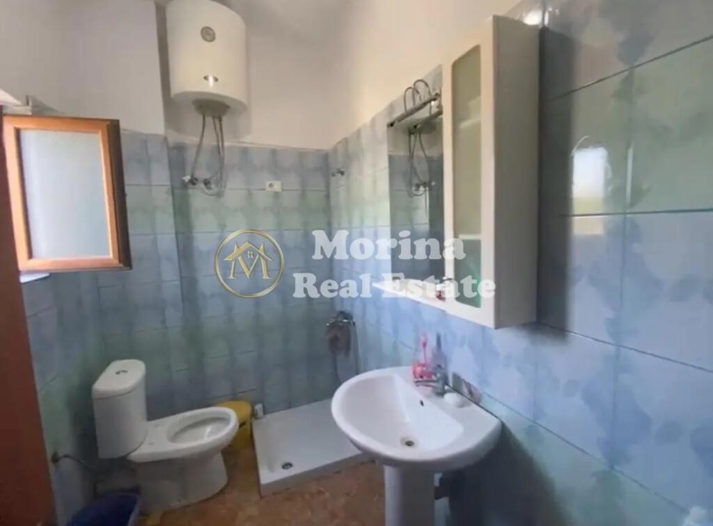 Appartamento 1+1, Via Jordan Misja, 300 Euro/mese