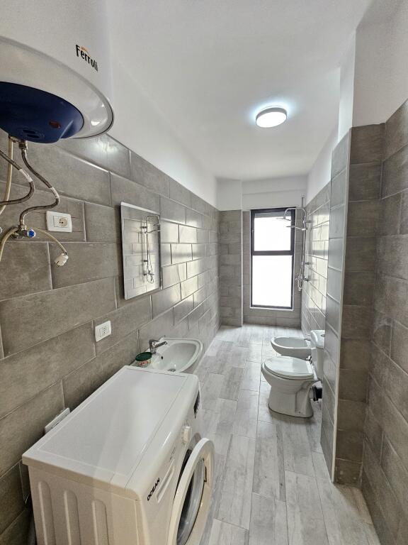 JEPET ME QERA APARTAMENT 2+1 NE PLAZH, PRANE HOTEL ANTALYA