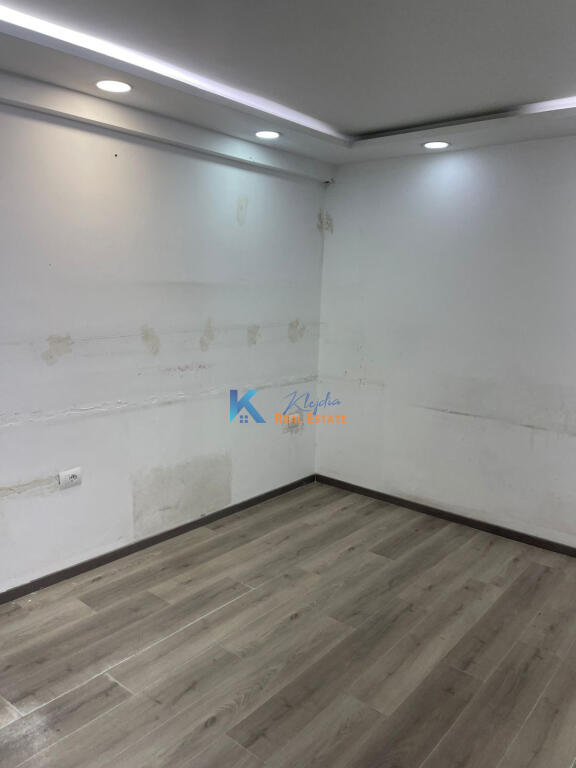 Office space for rent in Bllok, Sami Frasheri Street