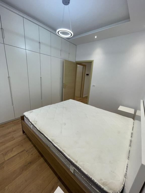 Apartament Ne Shitje 1+1 tek Kodra e Diellit (ID B110489) Tirane