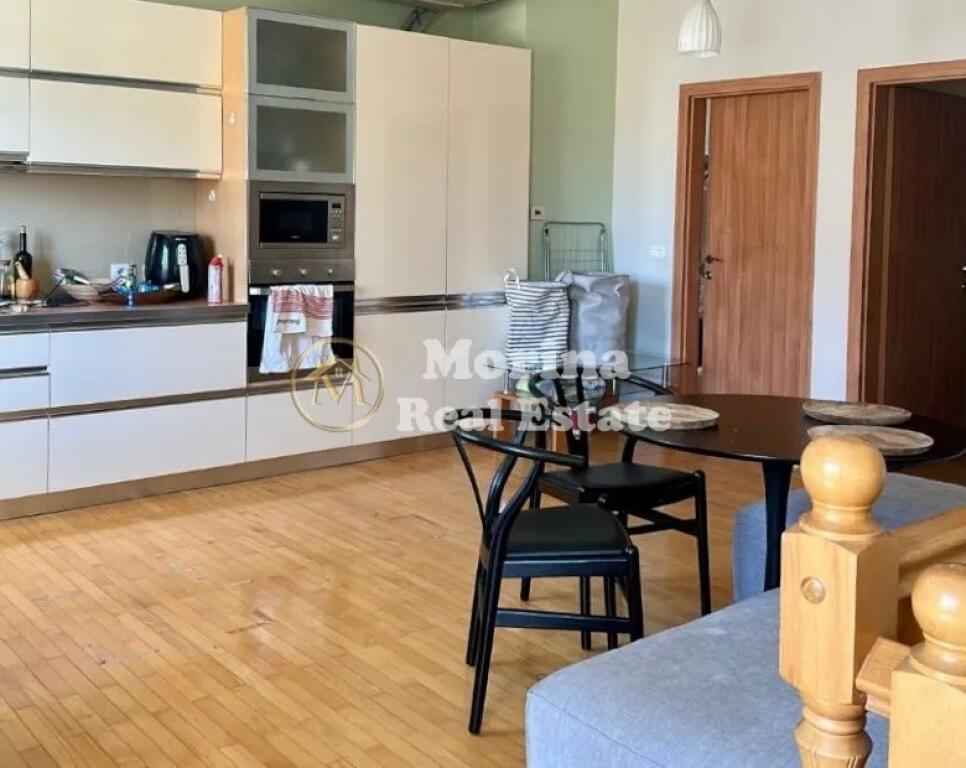 Rent, Triplex 2+1+3, near the Palace of Brigades, 1000 Euro