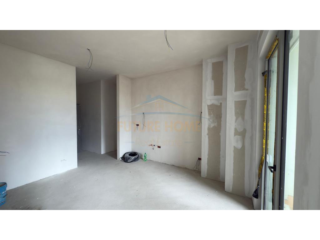 Shitet apartament 2+1+2 Park Avenue Bulevardi i Ri