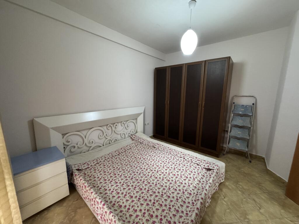 Qera apartament 1+1 ,Tek Ish Uet prane Nisherakut 500€ I diskutueshem