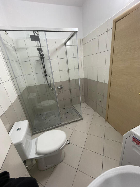 Apartament Ne Shitje 1+1 tek Kodra e Diellit (ID B110489) Tirane