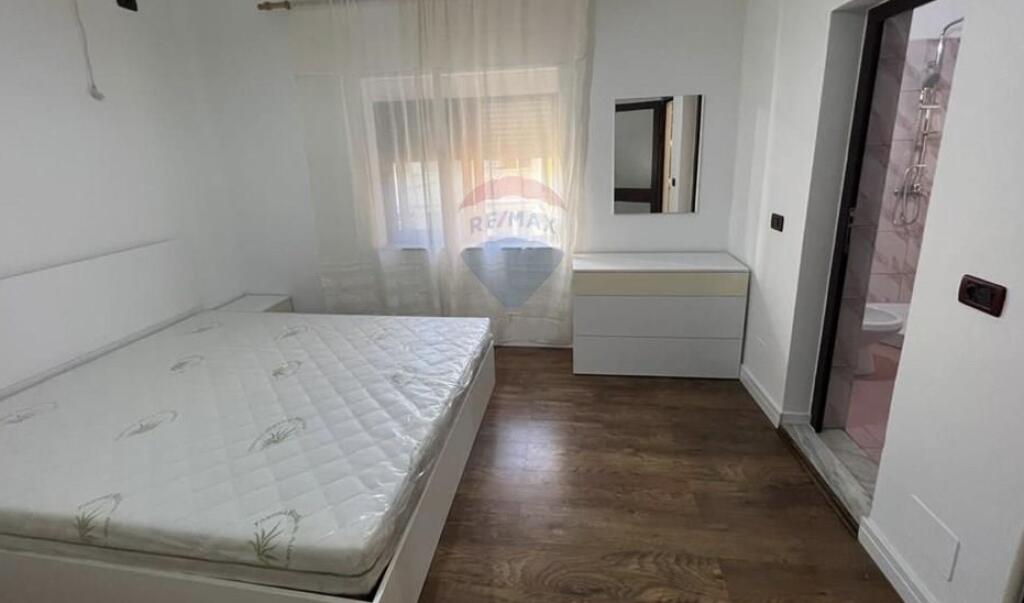 Apartment 2+1+2 for rent on Mine Peza Street.