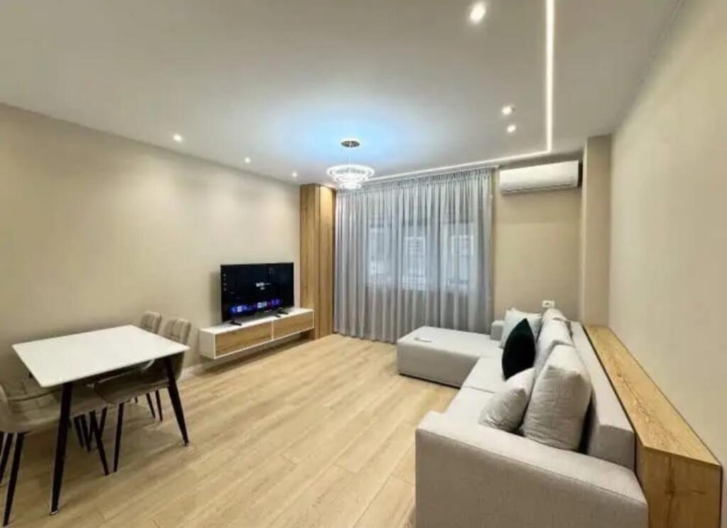 APPARTAMENTO 2+1 IN VENDITA – MYSYLM SHYRI ✨📍 Posizione: Myslym Shyri