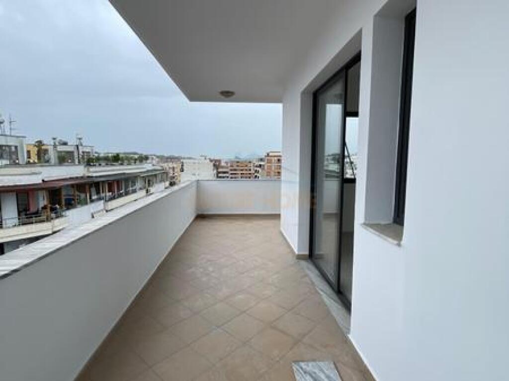 Shitet,Apartament 2+1, Unaza e Re, Tirane