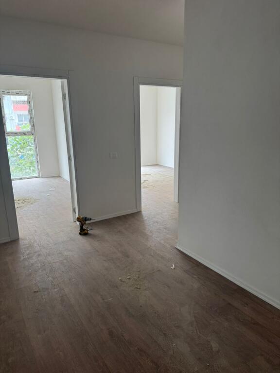 For rent 2+1+2 EMPTY ASTIR 600 thousand lek