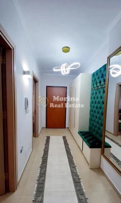 Qera, Apartament 1+1, Rruga 5 Maji, te Concord Center, 480 euro/muaj