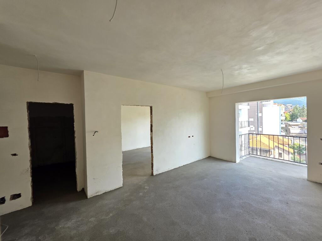 Apartment 1+1 Dibres Street, Opposite Qsut, Amerikan 2
