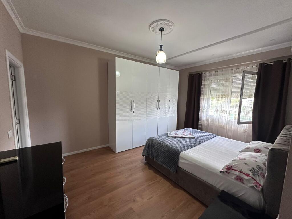 Apartament me Qera 2+1+2 , Kopeshti Zologjik