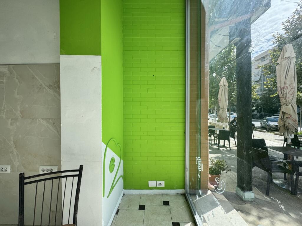 Commercial space for rent in Plazh, Durres