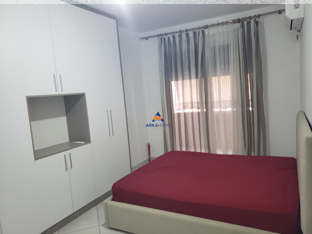 JEPET ME QERA APARTAMENT 3+1+BALLKON " TE UNAZA E RE,PRANE OZONE" 65000 LEKE