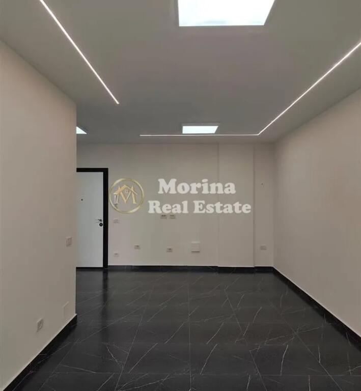 Rent, Office, Mine Peza Street, 550 Euro/Month