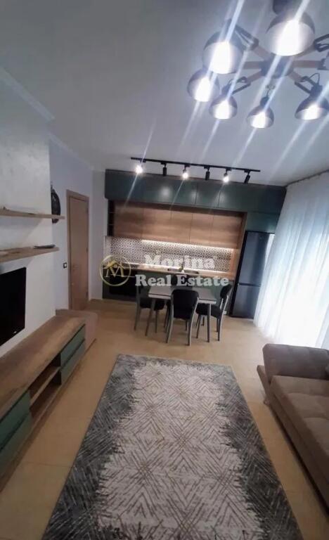 Qera, Apartament 1+1, Rruga 5 Maji, te Concord Center, 480 euro/muaj