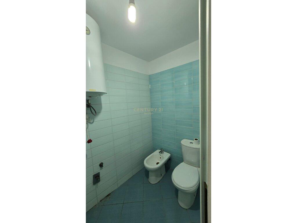 Apartament 2+1+2 për qira në Idriz Dollaku – Verandë 57m²