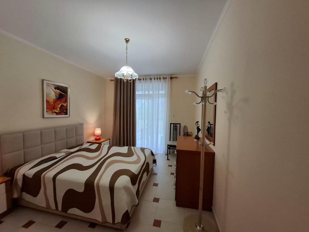 Apartament 2+1 me qira Kopshti Zoologjik 650 euro