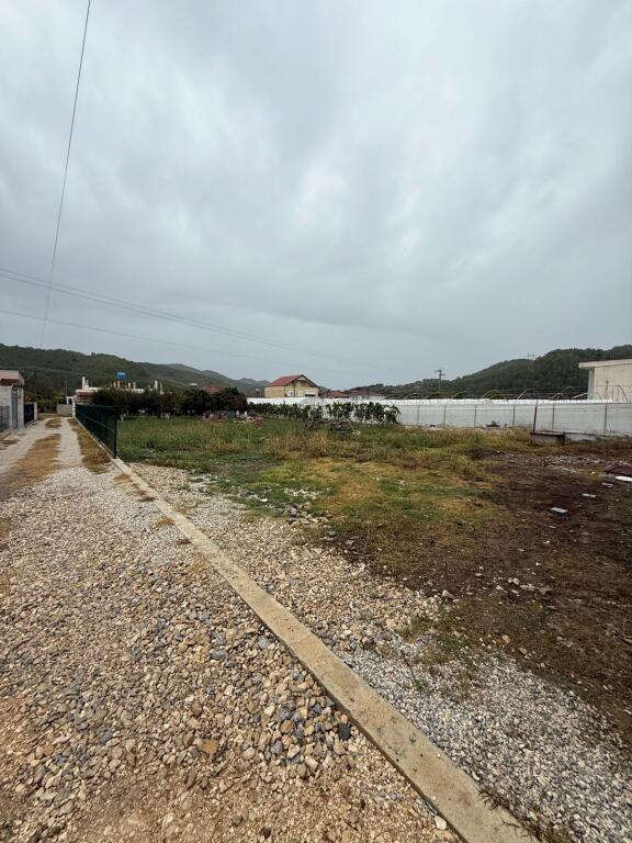 WAREHOUSE FOR RENT 1000 M2 PEZE HELMES 1500 EURO