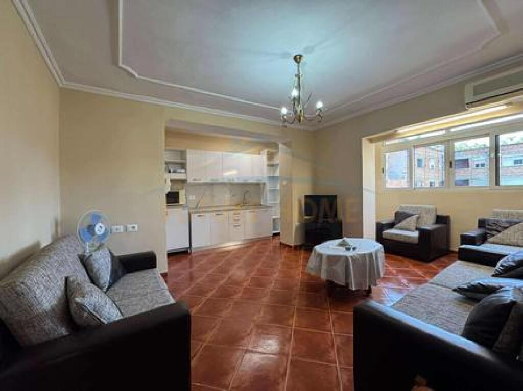 Shitet, Apartament 1+1, Pazari i Ri