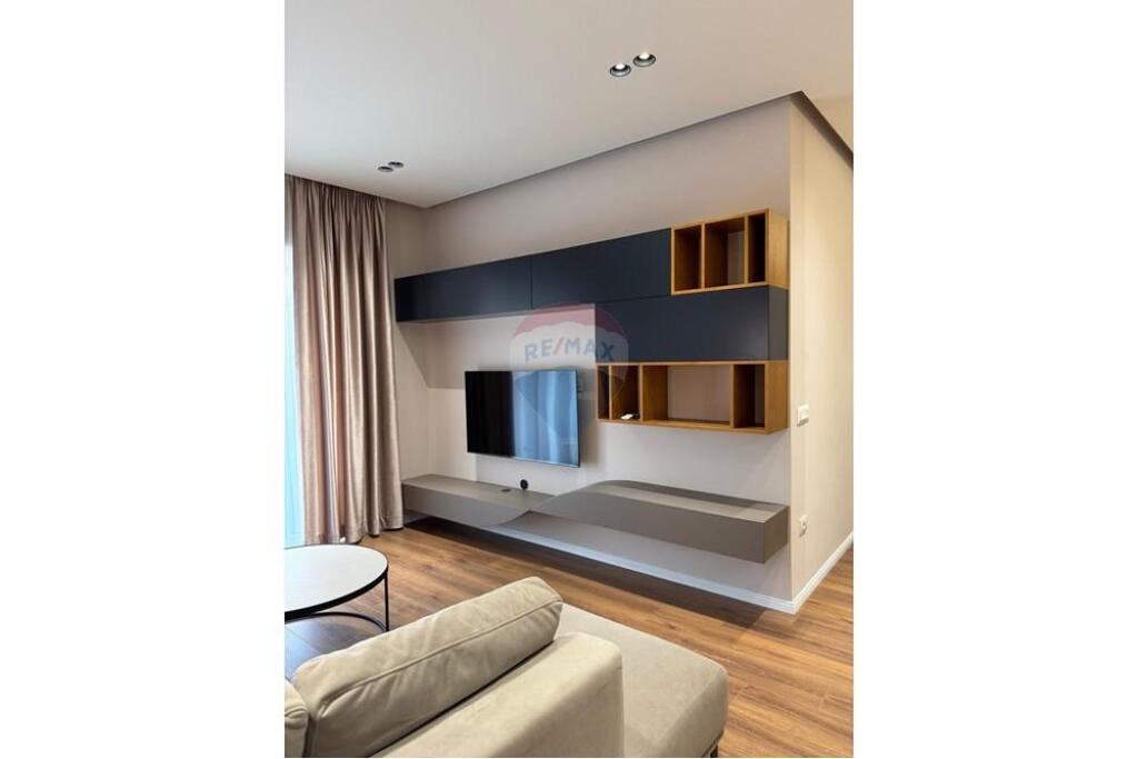 APARTAMENT I INVESTUAR 1+1PER QIRA TE SHKOLLA KUQE