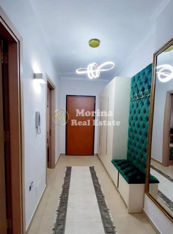 Qera, Apartament 1+1, Rruga 5 Maji, te Concord Center, 480 euro/muaj
