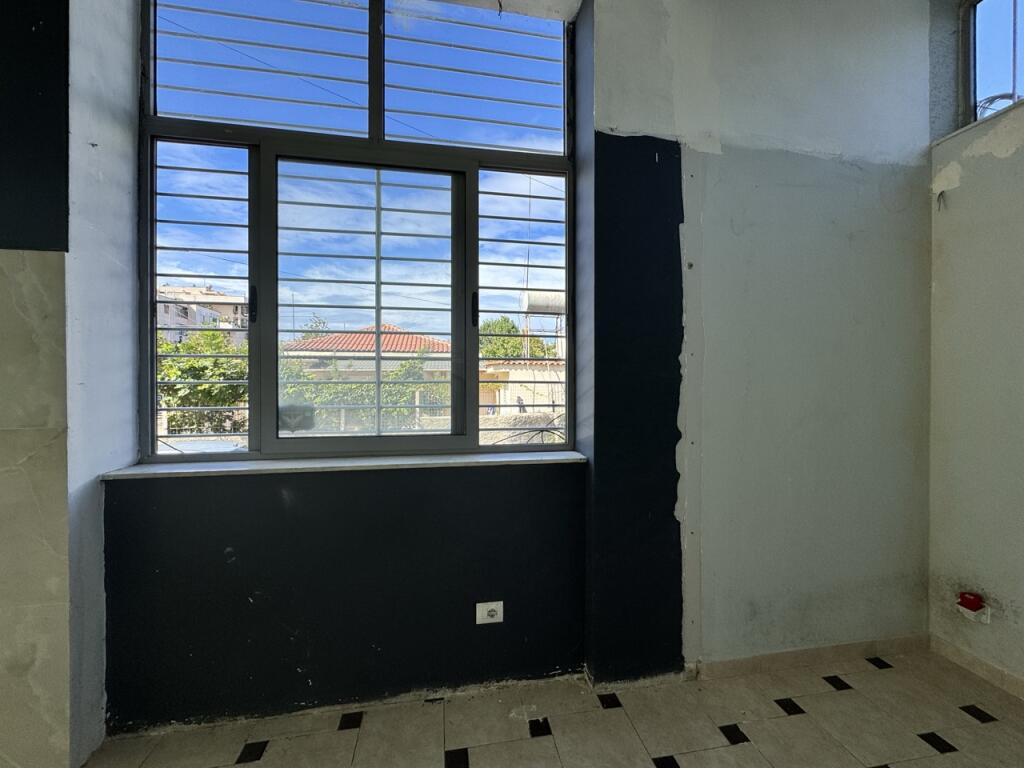 Commercial space for rent in Plazh, Durres