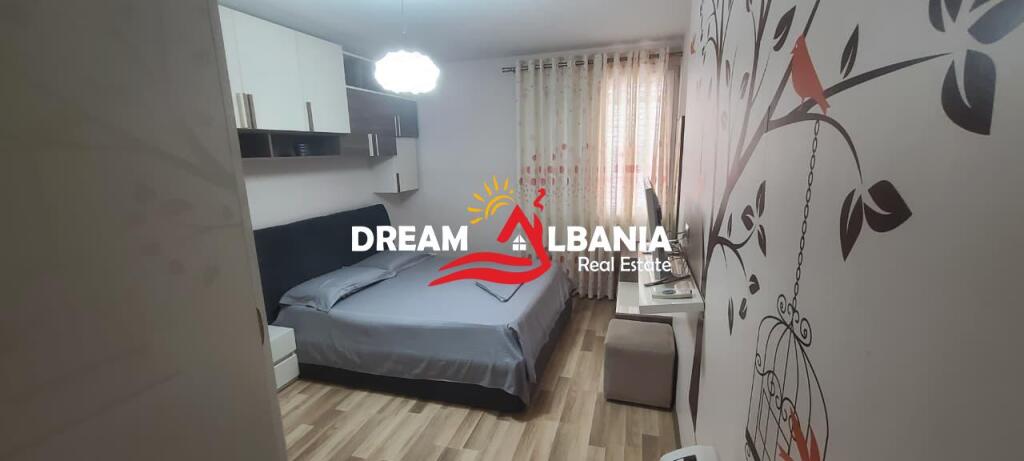 Super Apartament 2+1 me Qera ne Qender prane Muzeut (ID 42215402)