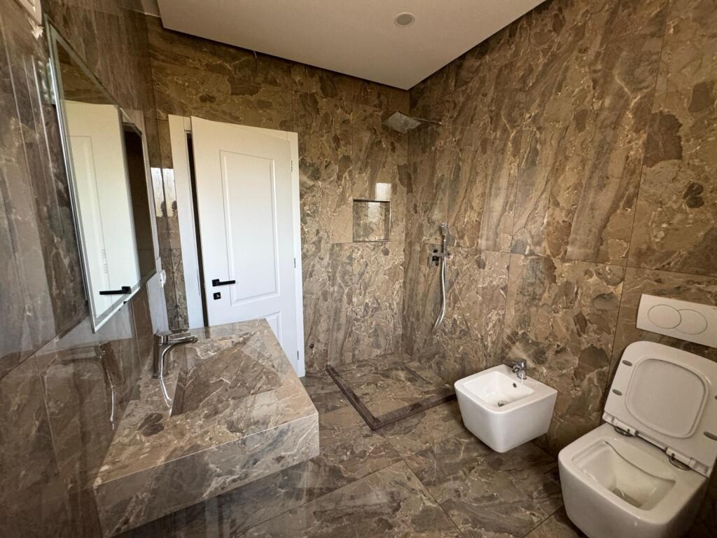 Appartamento 2+1+Garage (VISTA MARE) - Ex Diplomatico, Vlore