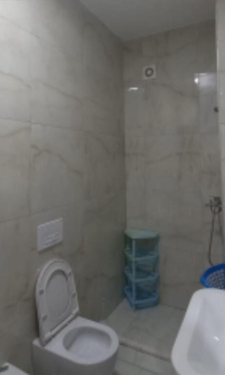 Apartament me qera 2+1 - 📍Ali Demi