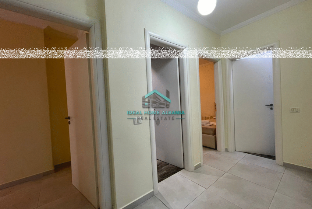 Appartamento In Affitto 3+1+2+ Balcone, Chiesa Ortodossa, Vlore