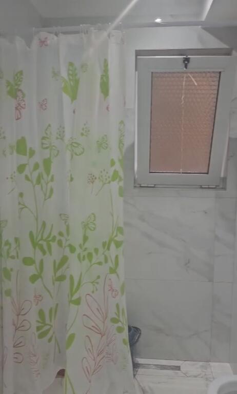 In affitto 3+1+1 BLV ZOGU I PARE 65.000 lek