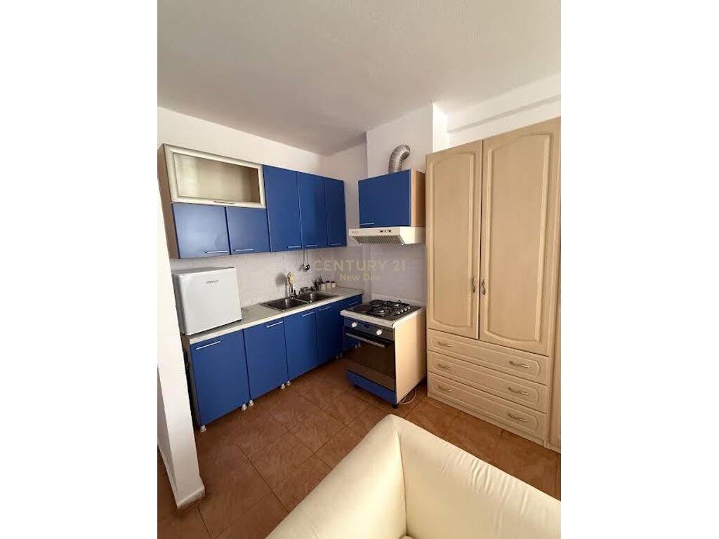 Studio apartment for rent on the beach 300 Euro