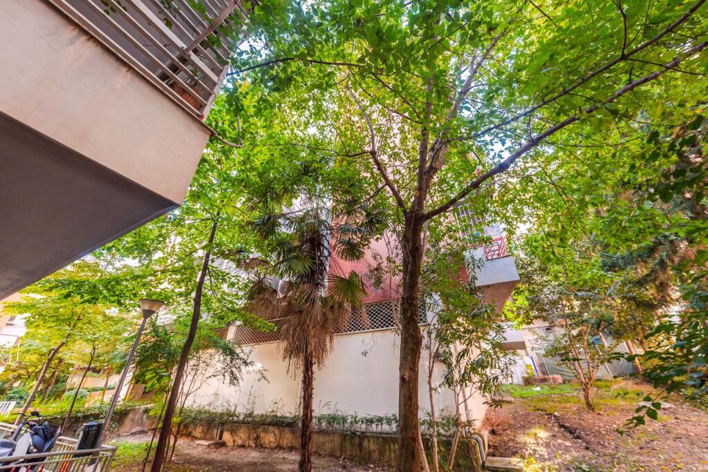 Super apartment 2+1+2 for rent at Colombo Complex, Lake