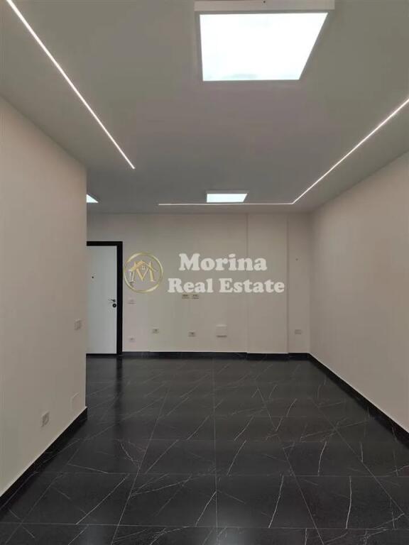 Rent, Office, Mine Peza Street, 550 Euro/Month